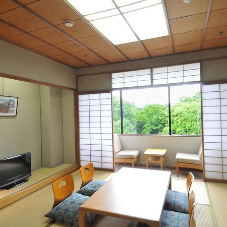 Gosho Nishi Kyoto Heian Hotel Kültér fotó